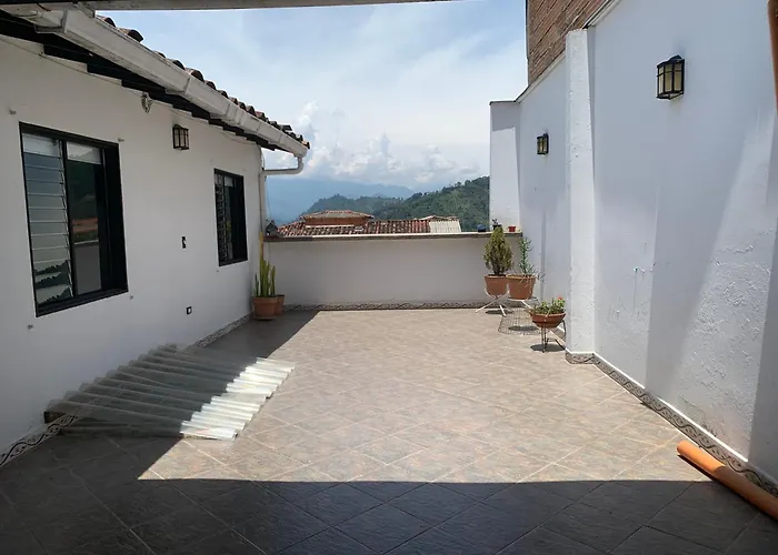Casa Linda Jardin